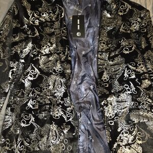Mage Male Black & Silver Velvet Paisley Blazer — New with Tags